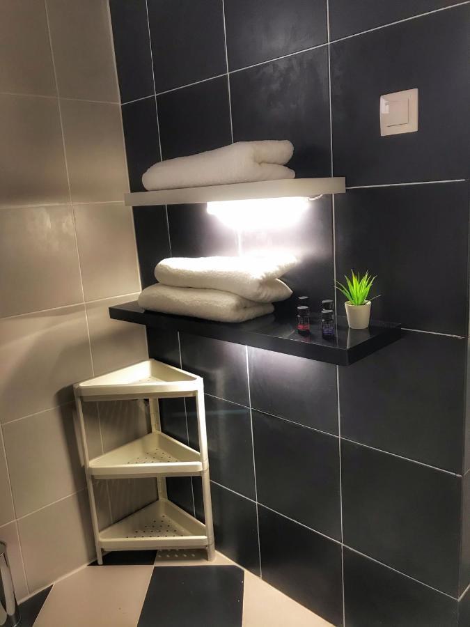 Midway Point Apts Appartement *